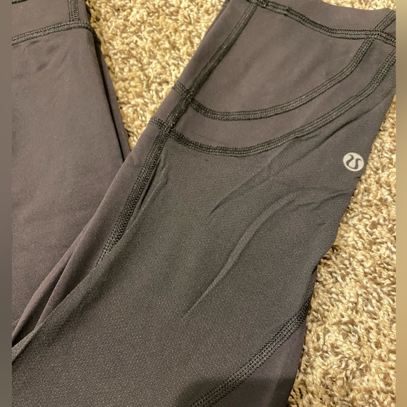 Lululemon crop leggings - Picture 6 of 6